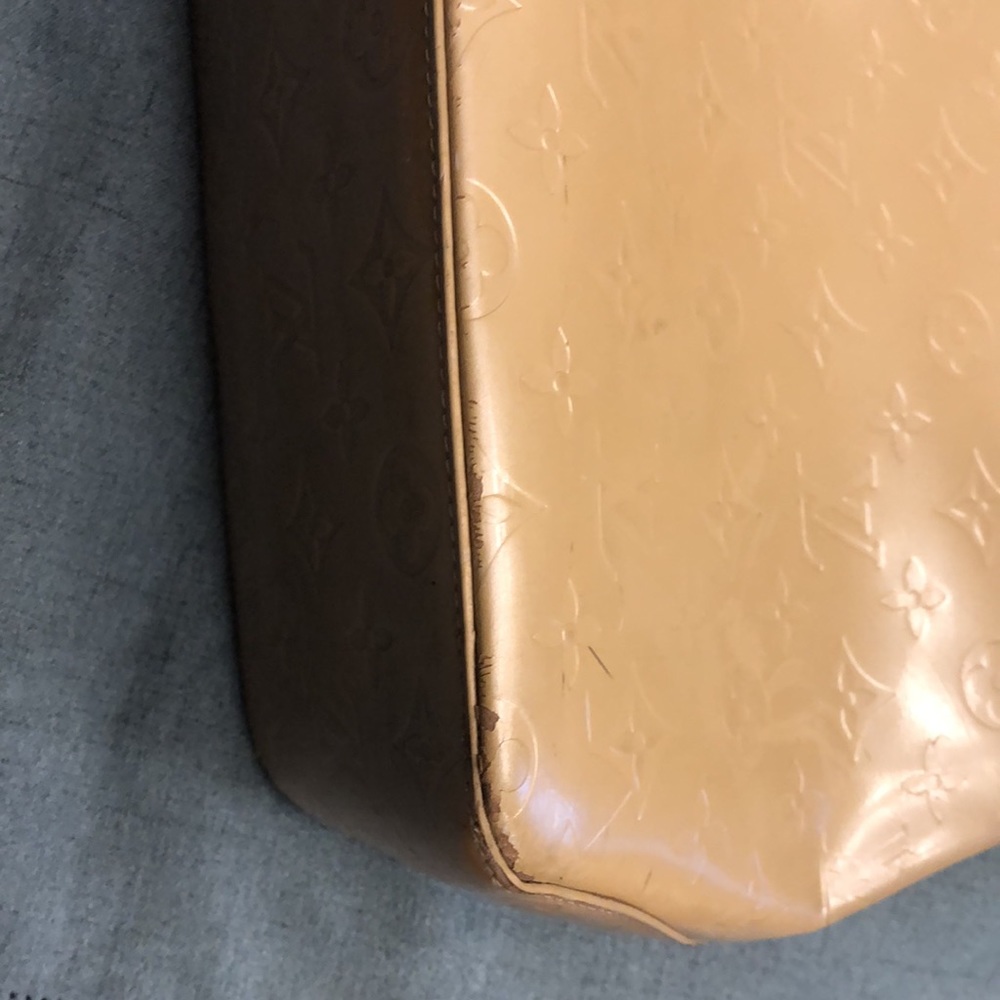 Louis Vuitton Monogram Vernis Yellow Leather Tote - Picture 6 of 12